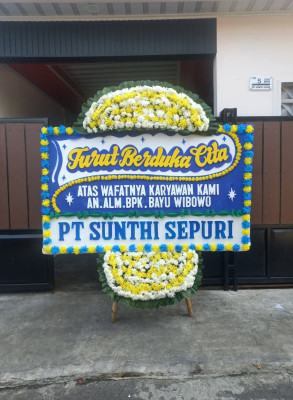 Papan Bunga Duka di Sayung