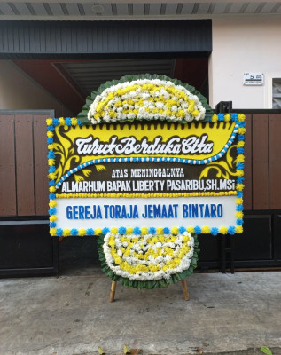Papan Bunga Duka di Sayung